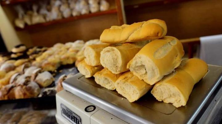 Molinos no entregan harina a panaderías