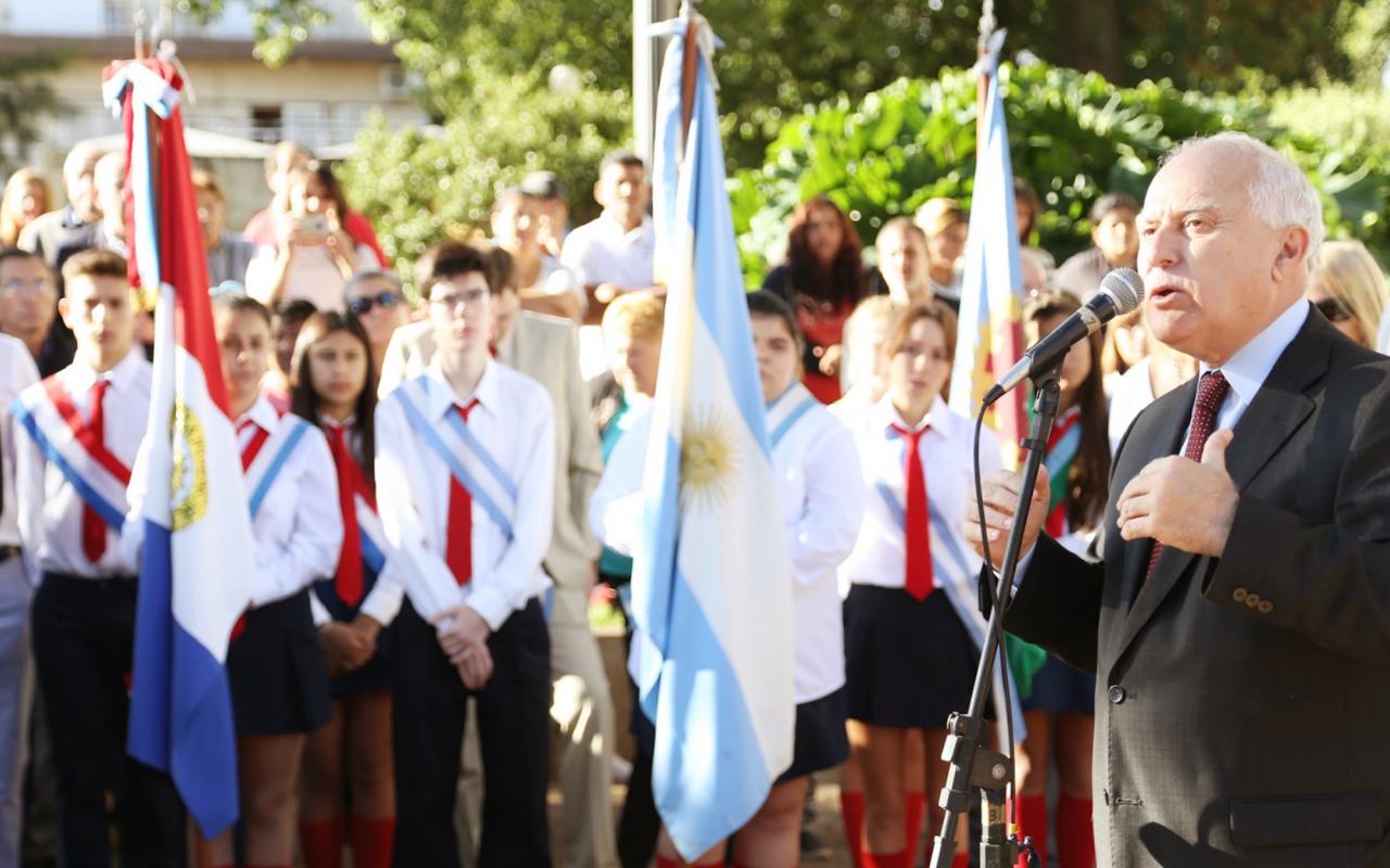100 mil estudiantes comenzaron el secundario