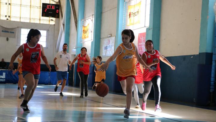 Rosario, sede del intercolegial de Básquet NBA Jr. League 