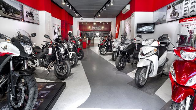 La venta de motos se desplomó 33 % en agosto