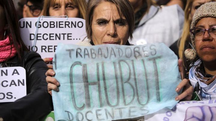 Convocaron de urgencia a un paro nacional docente 