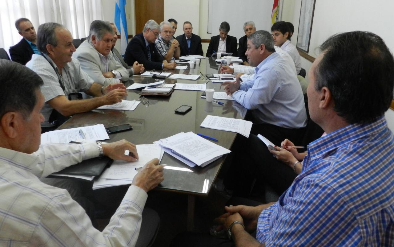 Rechazan el cierre de cuentas bancarias de mutuales y cooperativas