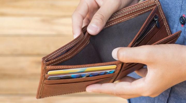 Los sueldos arrastran 14 meses de caída