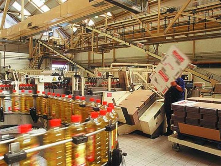 Aceiteros, con sueldo inicial de 55.000 pesos