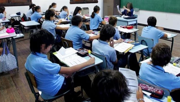 Por la crisis, los colegios perdieron 250.000 alumnos 