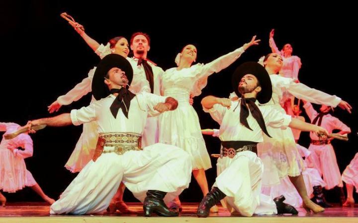 Deberá enseñarse folclore en todas las escuelas de Chaco