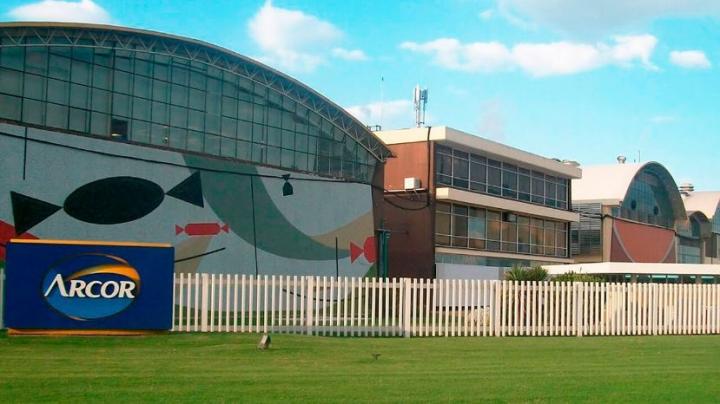 Arcor dio vacaciones obligatorias a 430 trabajadores