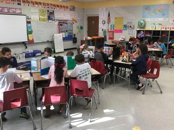 Convocan a docentes argentinos para trabajar en EE.UU.