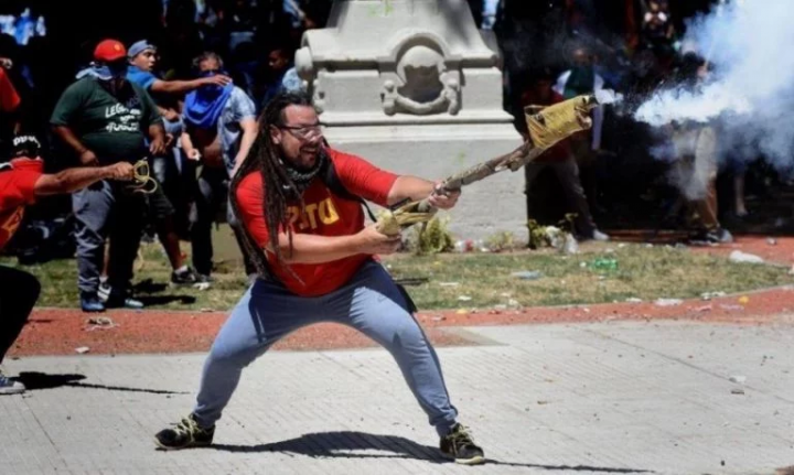 Reapareció “el loco del mortero” 