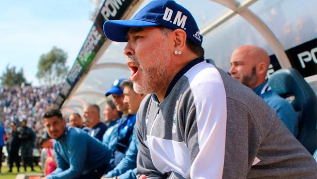 Maradona dejó de ser el técnico de Gimnasia