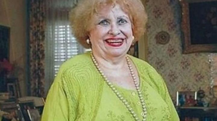 Murió la astróloga Aschira