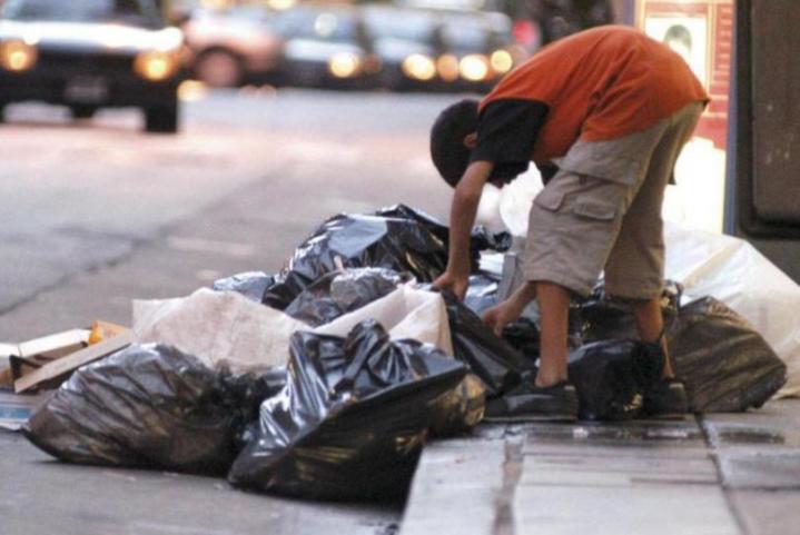 16 millones de argentinos viven en la pobreza 