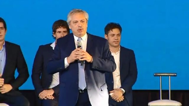 Fernández lanzó el Plan “Hacer Trabajo” 