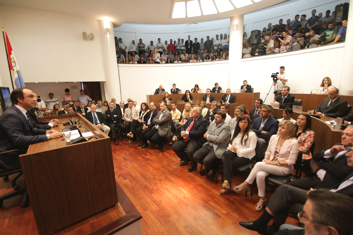 Corral anunció obras e inversiones para Santa Fe