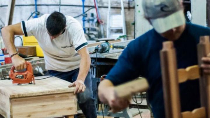 Lanzaron una moratoria para pymes y monotributistas 