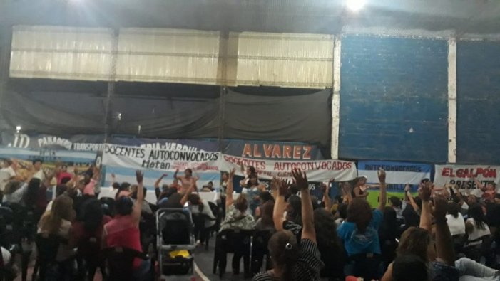 Docentes salteños paran por tiempo indeterminado