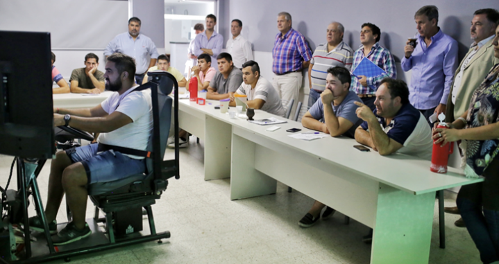 Jatón se reunió con autoridades de transportistas de carga