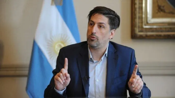 Trotta: “Por el momento no se suspenden las clases”