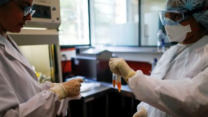 Pagarán 20.000 pesos a trabajadores de la salud