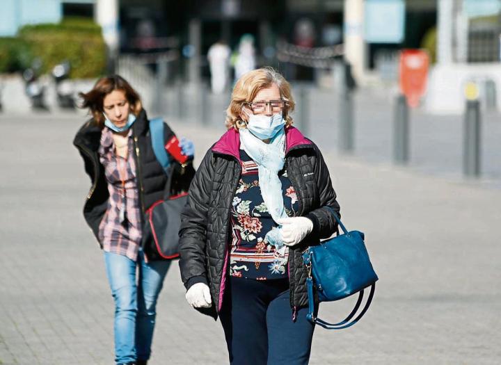 “El coronavirus no se transmite por el aire” 