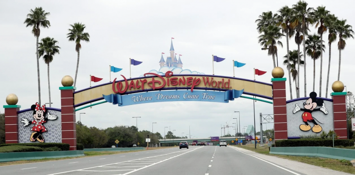 Disney World deja sin sueldo a 43.000 empleados