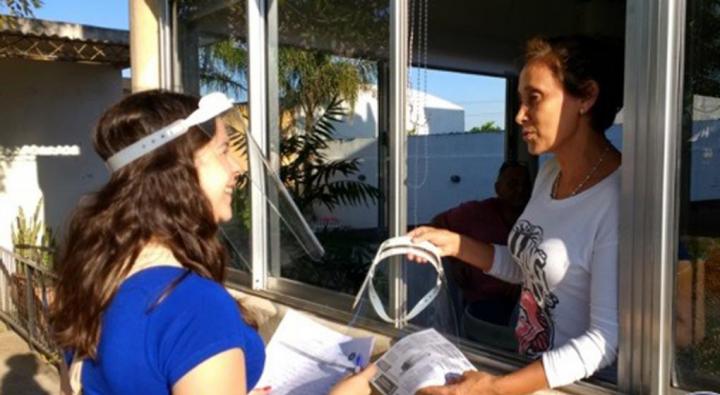 Máscaras faciales para todo un pueblo cordobés