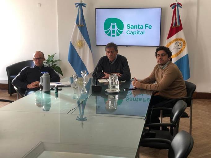 Jatón reunió a los supermercadistas e industriales de Santa Fe