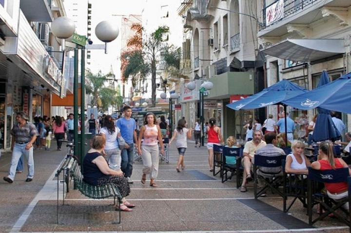 Operativo de control en el microcentro y avenidas 