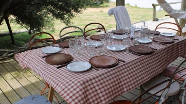 Domingos en familia: autorizan reuniones de hasta 10 personas