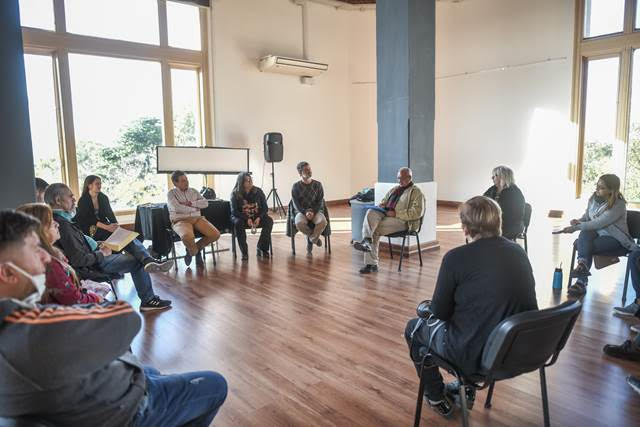 Santa Fe: municipio y vecinos, codo a codo