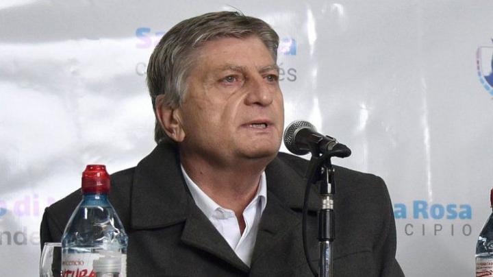 “A la Argentina le sobran muchos porteños” 