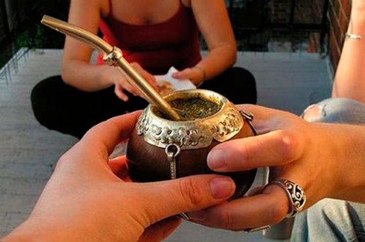 Villa Ocampo: todos los contagiados compartieron el mate