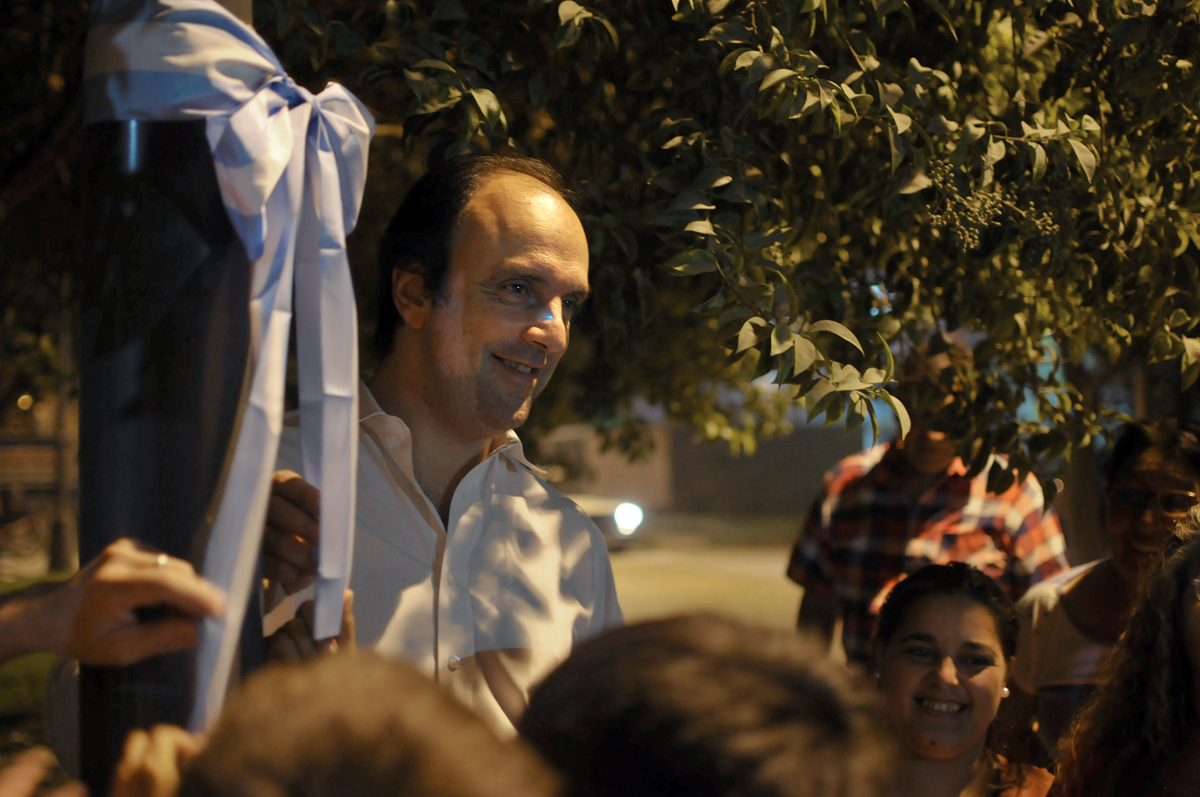 Inauguraron alumbrado público en dos barrios de Santa Fe