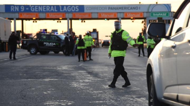 Santa Fe impidió el ingreso de 352 autos a la provincia