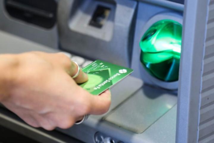 Santa Fe pagó salarios en tiempo y forma