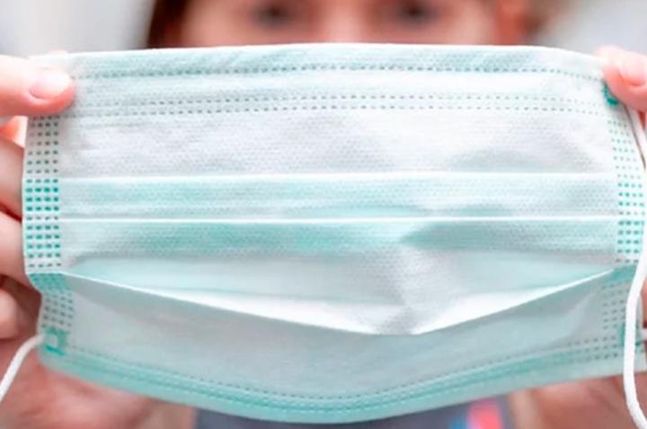 Prohíben la venta de un barbijo “trucho” 