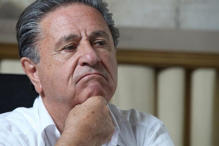 Duhalde: “Argentina puede tener un golpe de Estado” 