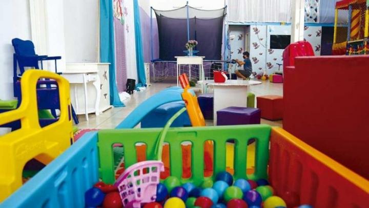 $ 154 millones de ayuda a comercios y servicios