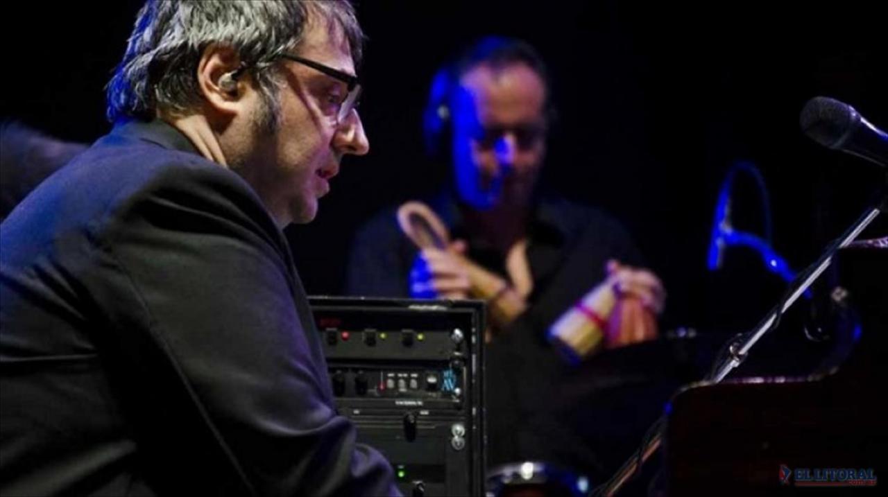 Lito Vitali en el Paraninfo de la UNL