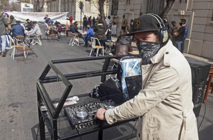 Santa Fe: rebelión de intendentes y comerciantes 