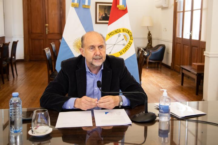 Perotti reunió a cinco gobernadores