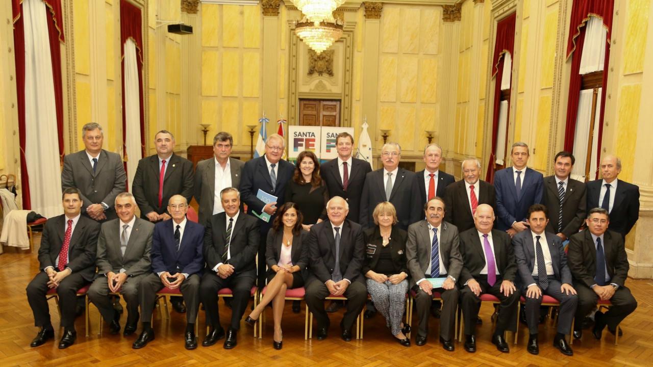 Lifschitz se reunió con el Cuerpo Consular de Rosario