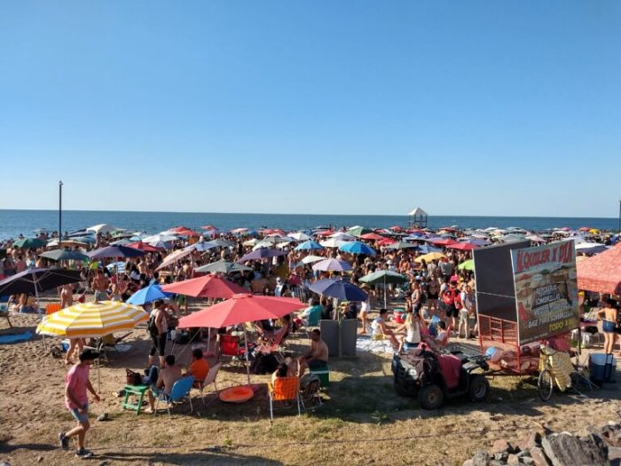 Chau coronavirus: una multitud disfrutó el domingo en Miramar