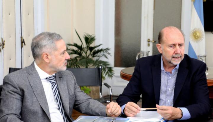 “Es un golpe institucional orquestado desde la legislatura” 