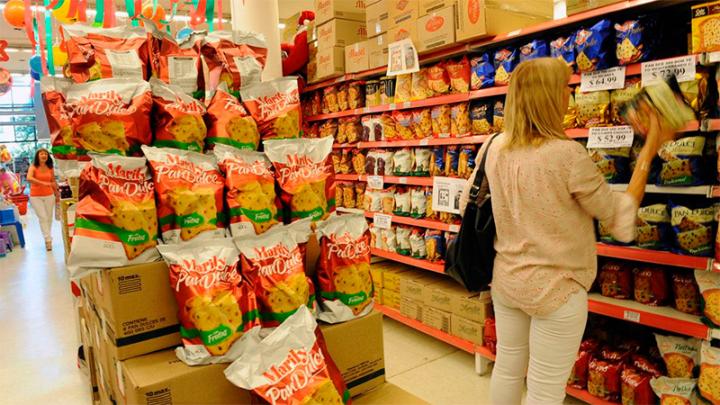 El Gobierno lanzó una canasta navideña a $ 250