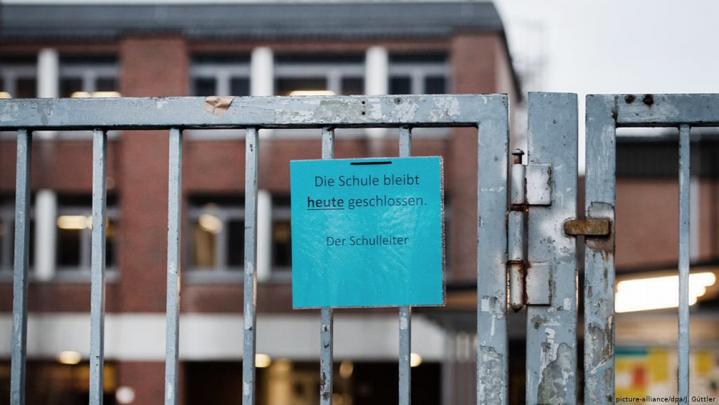 Alemania cierra escuelas y comercios 