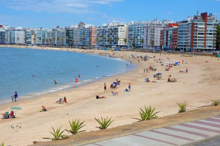 Uruguay, con fronteras cerradas todo enero