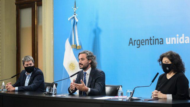 El gobierno llamó a restringir la circulación de noche