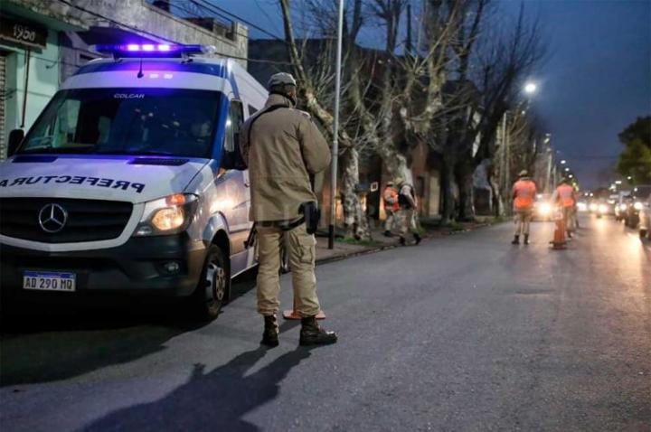 Rige en Santa Fe el toque de queda nocturno