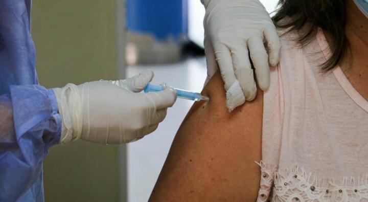 La vacuna rusa podrá aplicarse a mayores de 60 años